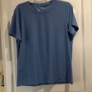T-shirt, worn once made of polyester/spandex, silky smooth soft fabric crew neck